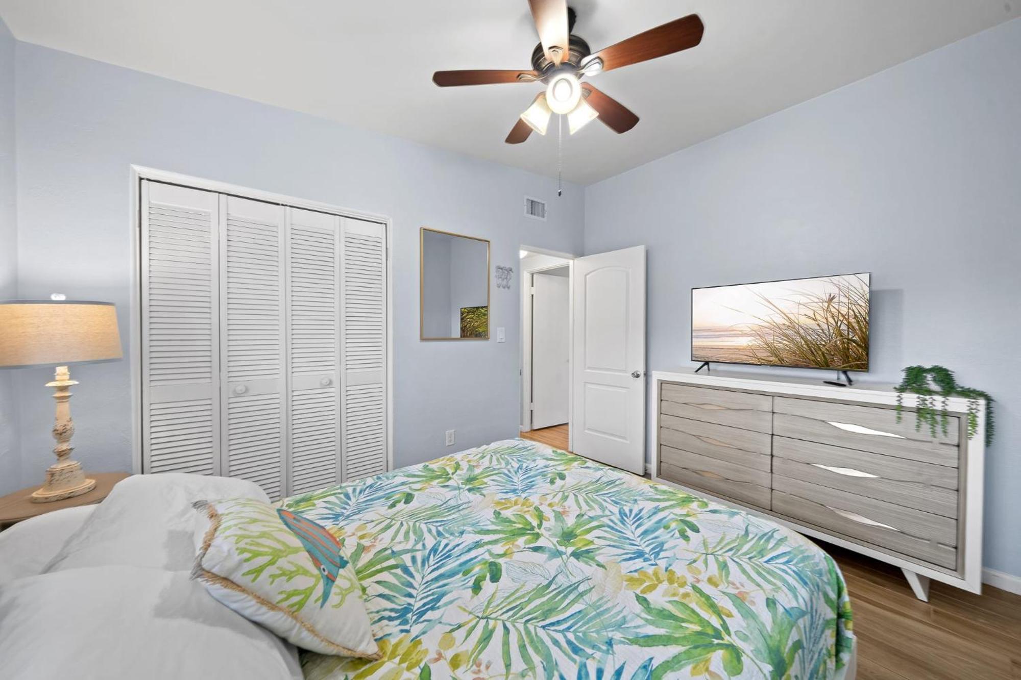 Downtown Cottage - Walk To The Beach & Restaurants 可可比奇 外观 照片